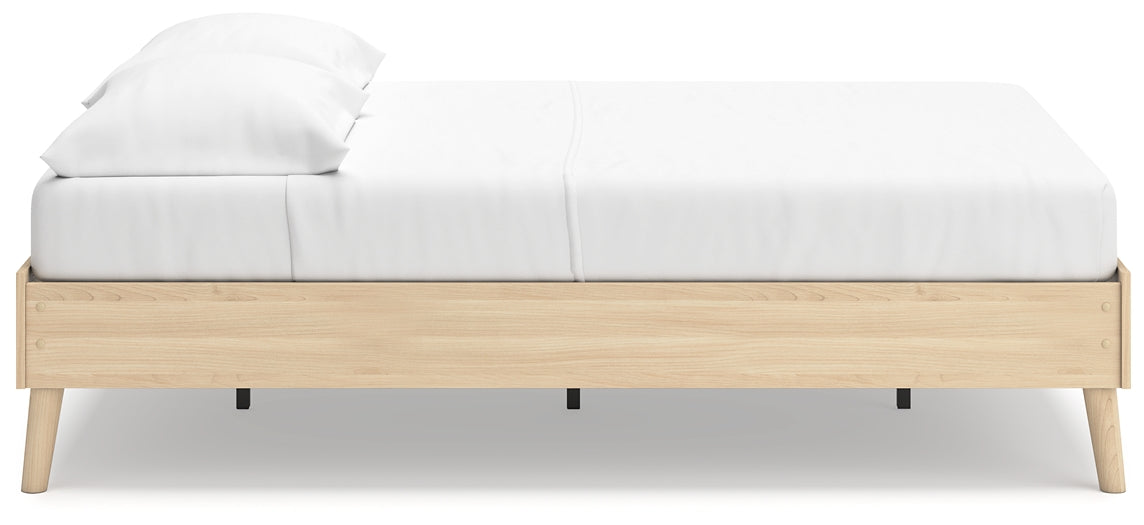 Cabinella Queen Platform Bed